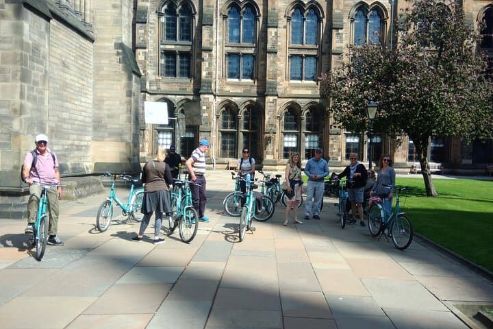 Grand Glasgow Landmarks & Hidden Gems Private Bike Tour — Cycle the Clyde and West End photo 4