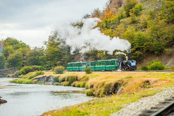 End of the World Train and Tierra del Fuego National Park Day Trip from Ushuaia