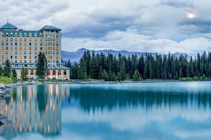 Luxury Private Tour to Moraine Lake & Lake Louise from Canmore or Banff — Day Trip with Canoe and Rockpile Views