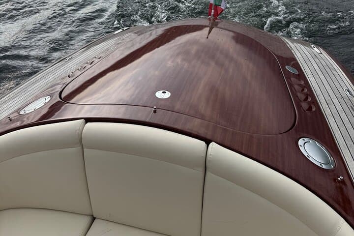 Historic MAS 28 Wooden Speedboat Tour on Lake Como — 2-Hour Private Experience photo 3