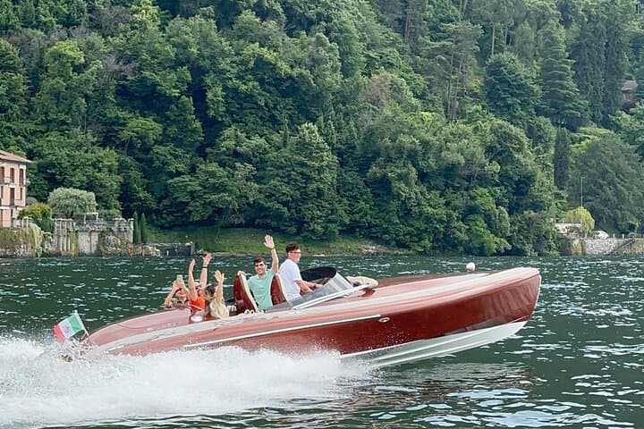 Historic MAS 28 Wooden Speedboat Tour on Lake Como — 2-Hour Private Experience photo 2
