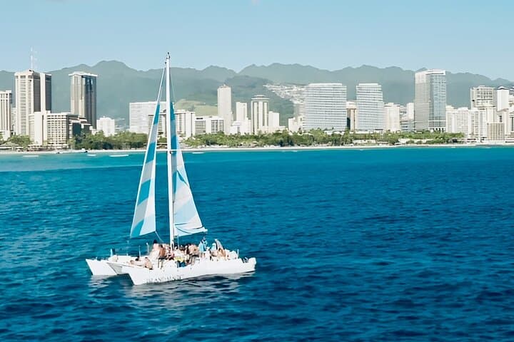 Affordable Afternoon Sail in Waikiki — Aloha Hour Cruise to Diamond Head photo 1