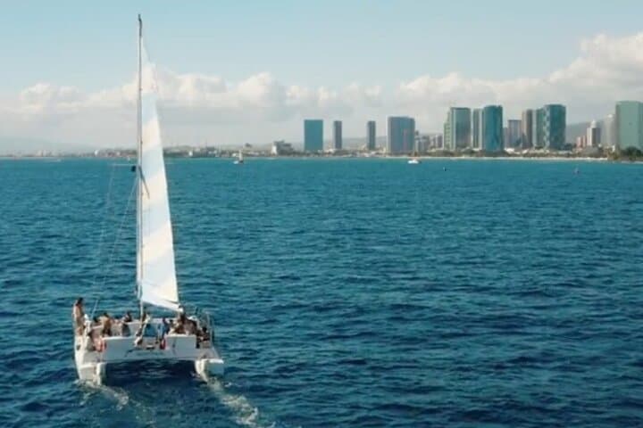 Affordable Afternoon Sail in Waikiki — Aloha Hour Cruise to Diamond Head photo 2