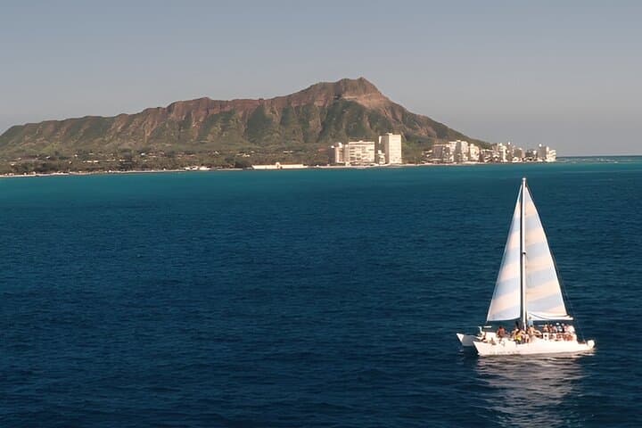 Affordable Afternoon Sail in Waikiki — Aloha Hour Cruise to Diamond Head photo 3