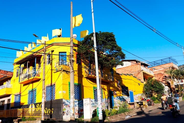 Medellín Neighborhoods Motorcycle Tour: Viewpoints, UVAs & Local Life photo 4