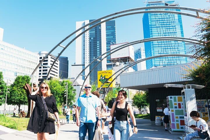Shibuya Highlights Walking Tour & Secret Backstreets — Hachiko, Crossing & Local Eats photo 5