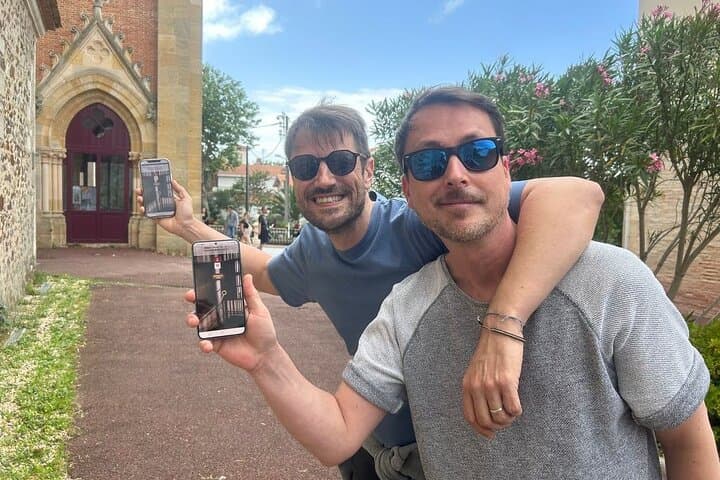 Fort-de-France Urban Treasure Hunt: Interactive Smartphone Track Game photo 6