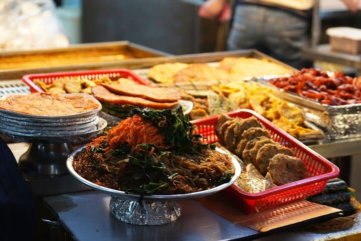 Seoul Gwangjang Market Vegan & Vegetarian Food Tour — 11 Plant-Based Tastings photo 4