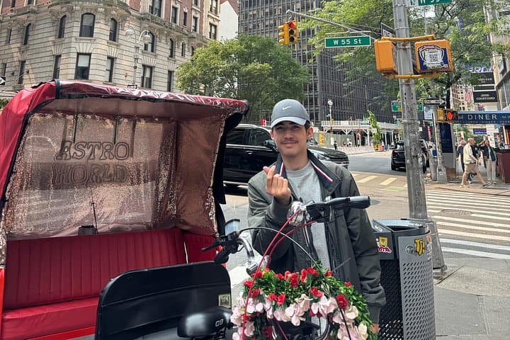Central Park Pedicab Tour: Guided Ride Through Film Locations & Iconic Landmarks photo 2