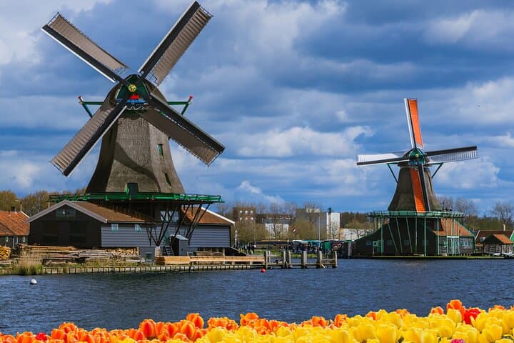 Amsterdam Windmills & Volendam Day Tour — Cheese Tasting with Bilingual Video Guide photo 2
