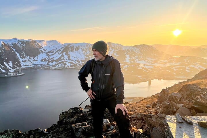 Honningsvåg Sherpa Steps Hike to Arctic Ocean Views photo 6