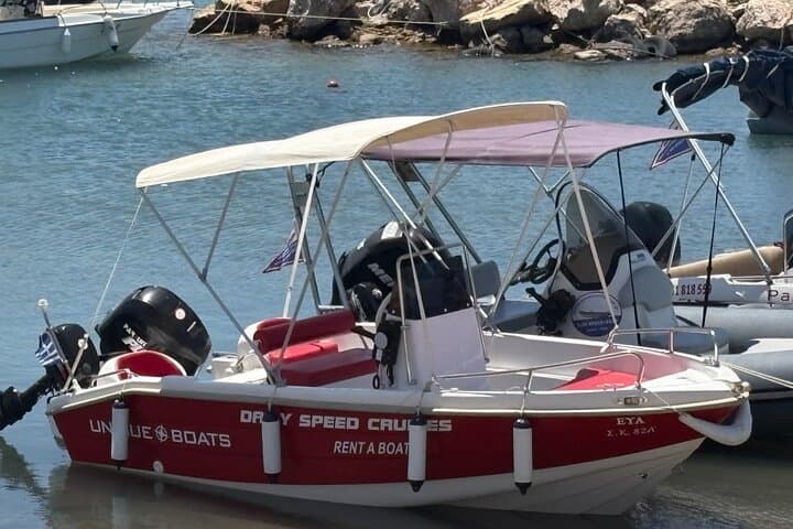 Paros Boat Rental — No-License Half- or Full-Day Adventures Along Turquoise Coastlines