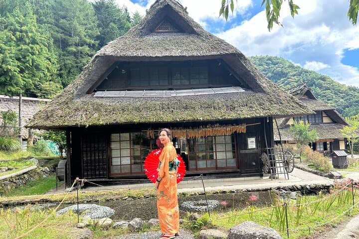 Thatched Village and Quiet Falls: Saiko Iyashi-no-Sato Nenba & Jinba Falls near Mt Fuji