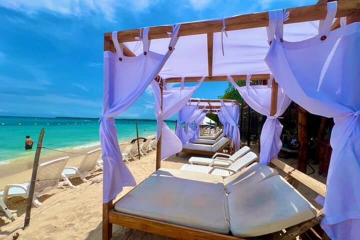 Playa Blanca VIP Beach Day at Mambo Beach, Barú Island photo 2