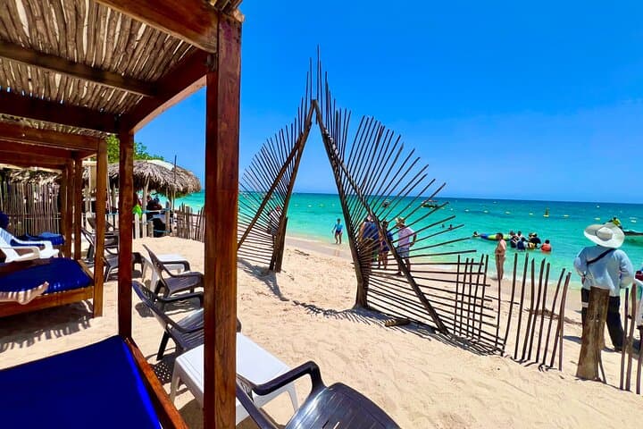 Full-Day Playa Blanca Flamingo Beach: Barú Island Beach Club Near Cartagena photo 3