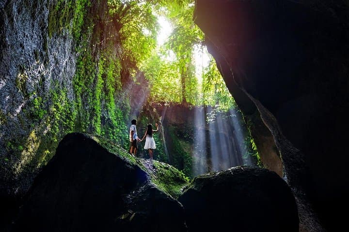 Bali Nature and Culture Exploration: Hidden Waterfalls & Tegalalang Rice Terraces photo 1