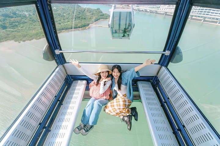 Ngong Ping 360 Cable Car: Scenic Lantau Ride to Tian Tan Buddha photo 3