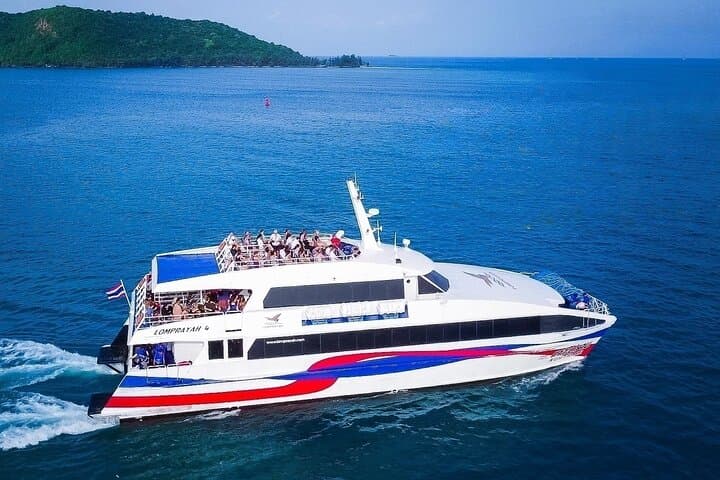 Phi Phi to Koh Tao: Scenic Ferry, Bus & High-Speed Catamaran Transfer