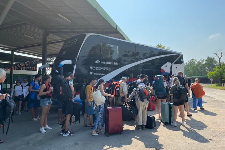 Phi Phi to Koh Tao: Scenic Ferry, Bus & High-Speed Catamaran Transfer photo 5