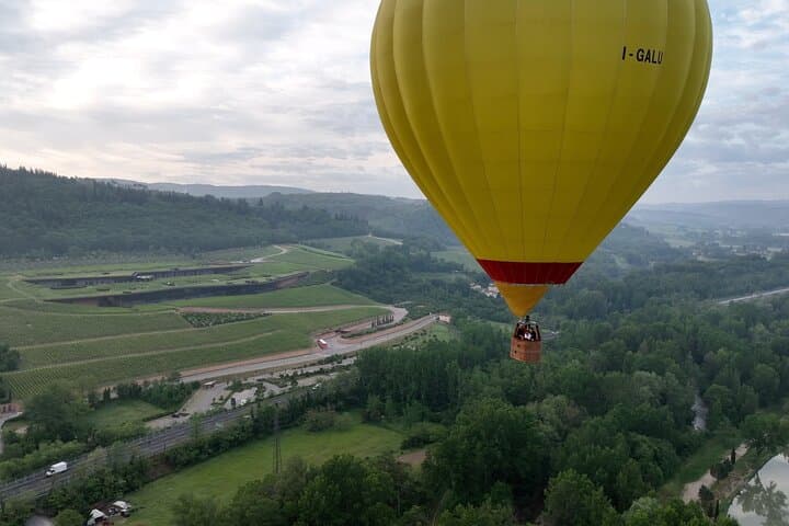 Hot-Air Balloon Flight over Chianti — Sunrise Ballooning from San Casciano photo 3