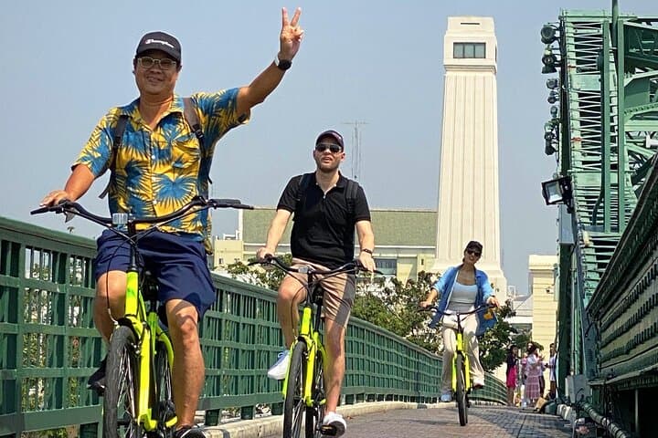 Explore Bangkok by E-Bike: Half-Day Riverfront, Chinatown & Thonburi Ride photo 5