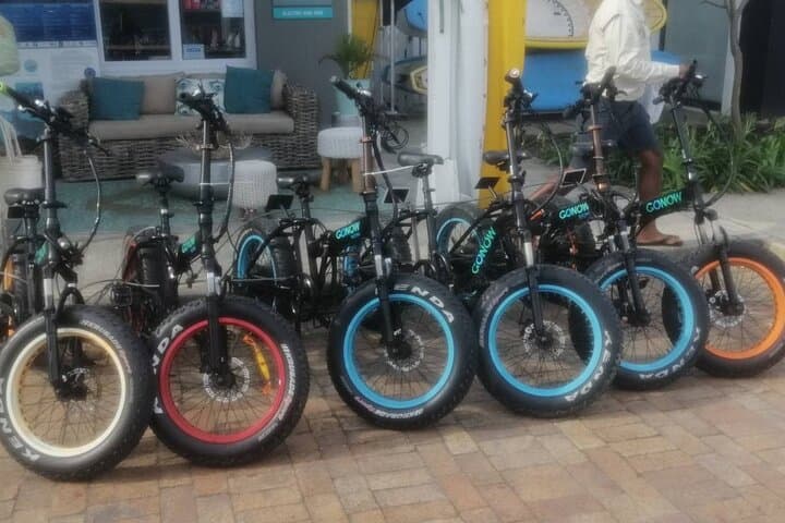 Hermanus Adventure Tour: Shark Cages, Fatbikes, Ziplines & Walker Bay Kayaks photo 4
