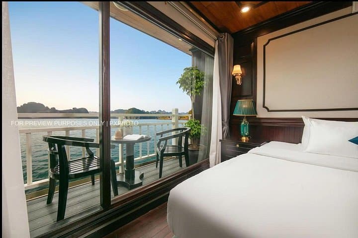 Luxury Ha Long & Lan Ha Bay Overnight Cruise: Kayaking, Titop Island & Luon Cave photo 1