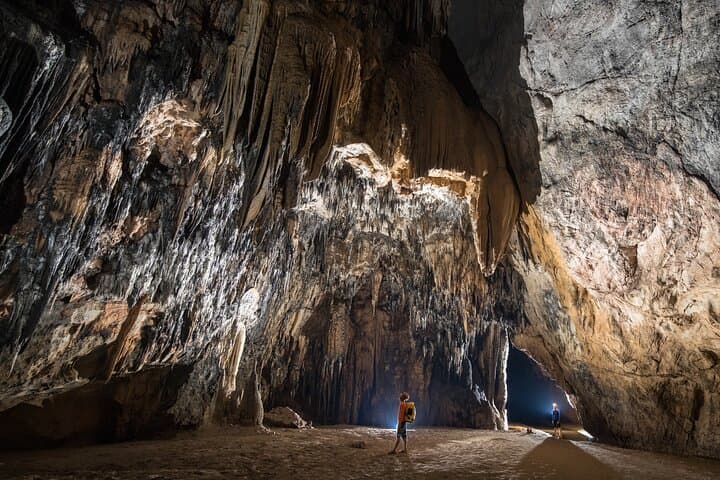 Inside Paradise Cave: 4km Thien Duong Cave Exploration in Phong Nha photo 4