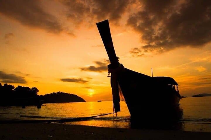 Krabi 7 Islands Longtail Sunset Cruise with Beach BBQ & Bioluminescence photo 4