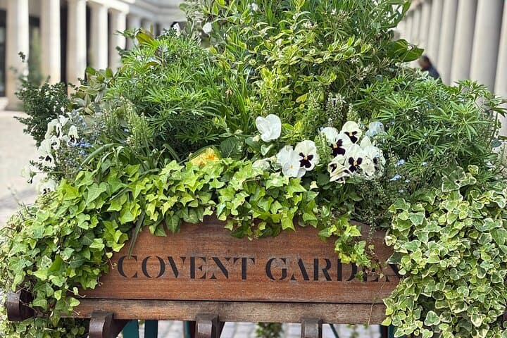 Secrets of Covent Garden: Guided Walking Tour & Cocktail at Rules Restaurant photo 3