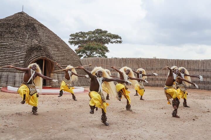 Kigali One-Day Cultural Experience: Intore Dance, Imigongo & Community Markets photo 4