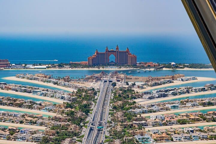 Dubai Aladdin Adventure: View of the Palm & Dubai Frame Sightseeing Tour