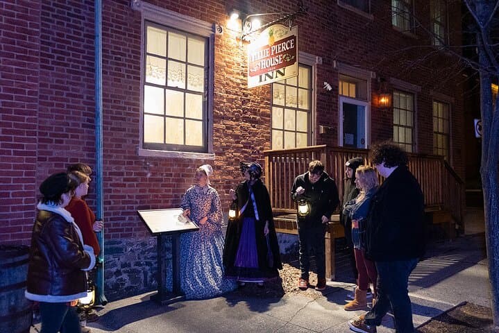 Gettysburg Night Ghost Tour — Dead of Night Haunted Walking Experience