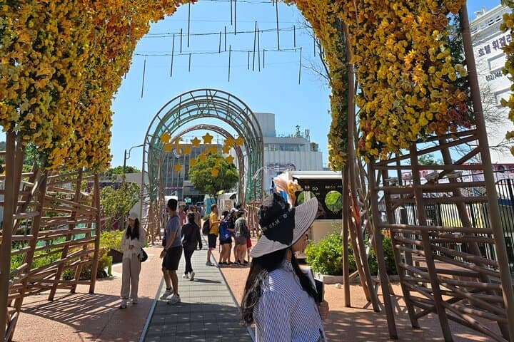 Busan in Bloom: Two-Day Coastal Tour of Temples, Beaches & Markets photo 2