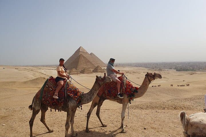 Full-Day Private Tour: Giza Pyramids, Sphinx & Saqqara Step Pyramid photo 5