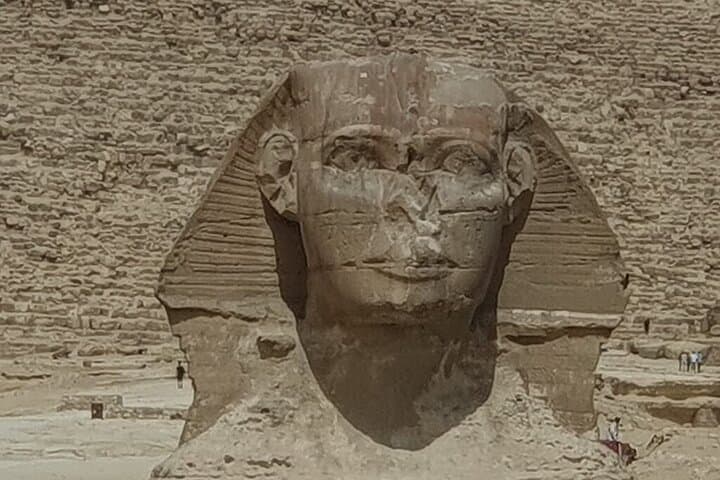 Full-Day Private Tour: Giza Pyramids, Sphinx & Saqqara Step Pyramid photo 6