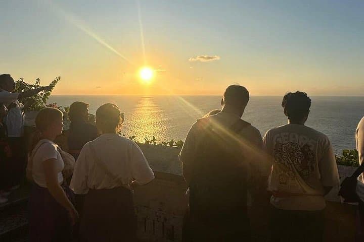 Uluwatu Temple & Kecak Sunset Tour: Cliffside Temple, Fire Dance, Jimbaran Seafood photo 4