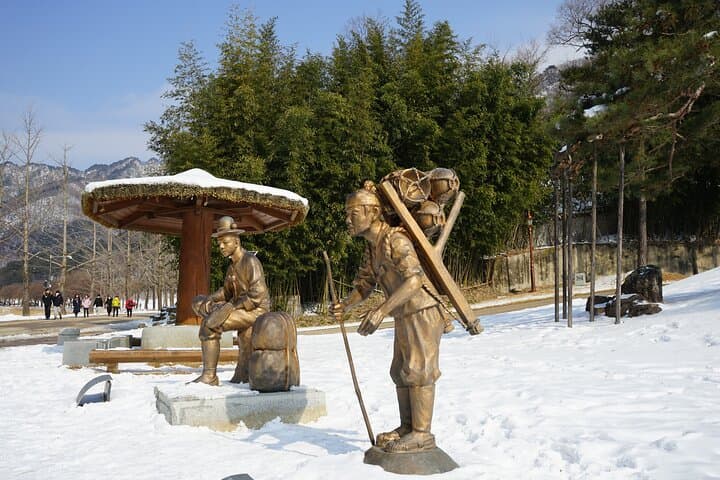 Mungyeong Eco Hiking Day Tour: Saejae Pass, Doline Wetlands & Eco Valley photo 4