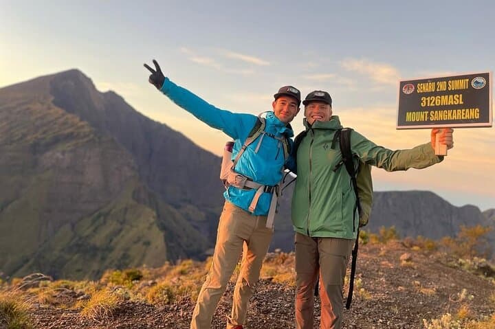 Mount Rinjani Second Summit: 2-Day Trek to Sangkareang (3,126m)