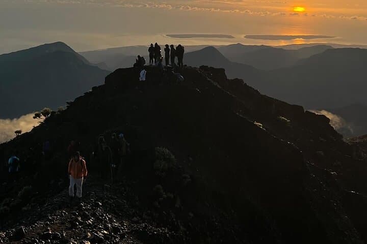Rinjani Summit in 2 Days: Overnight Trek to Indonesia’s 3,726m Volcano photo 6