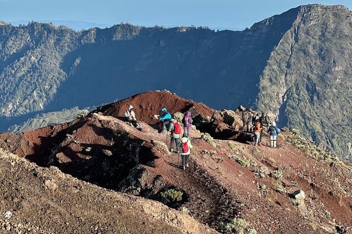 Rinjani Summit in 2 Days: Overnight Trek to Indonesia’s 3,726m Volcano photo 4