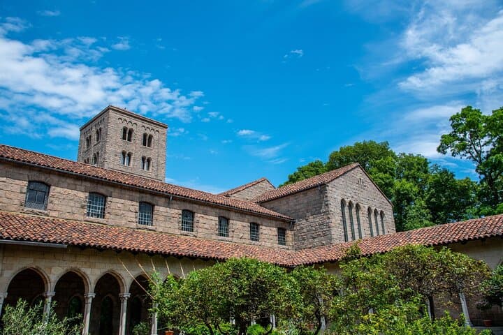 Skip-the-Line Met Cloisters & Met Fifth Avenue Private Tour with Car Transfer photo 3