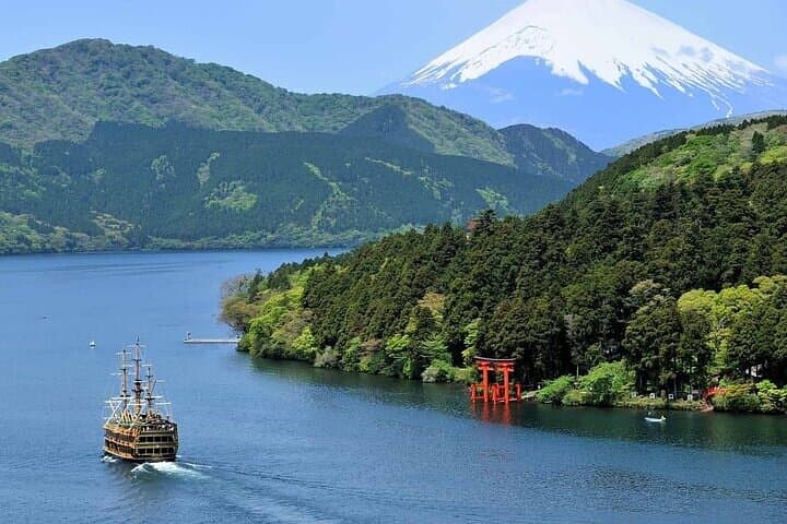 Private Mt Fuji & Hakone Day Tour from Tokyo with English-Speaking Driver photo 3
