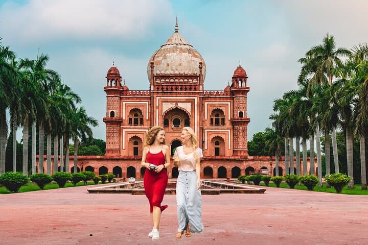 Custom Private Delhi Sightseeing Tour — All-Inclusive Day in Old & New Delhi