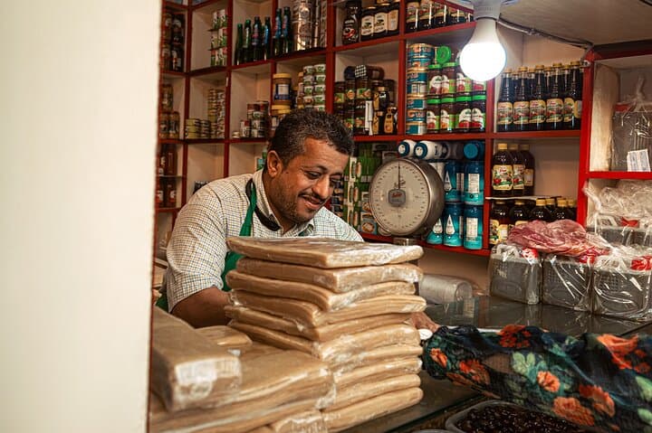 Jeddah Explorer Day Trip from Makkah — Corniche, Tayyebat Museum & Al-Balad photo 5