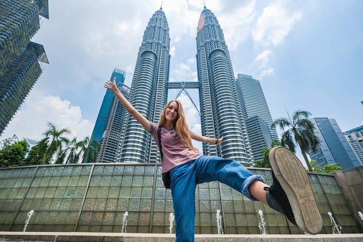 6-Day Private Malaysia Adventure: Kuala Lumpur, Malacca, Cameron Highlands & Genting