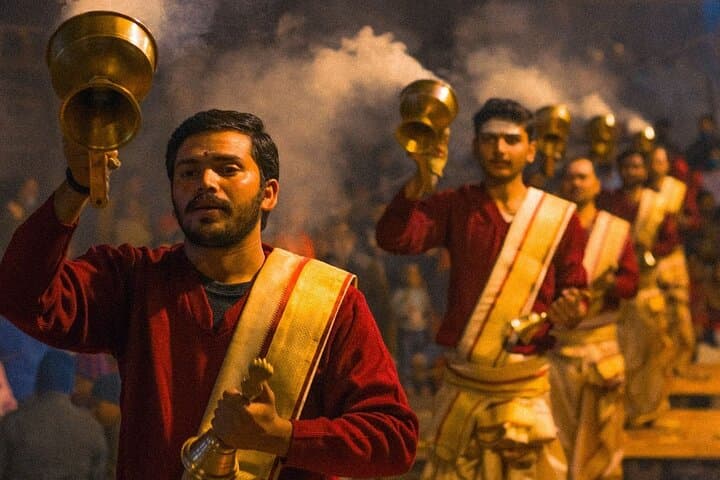 Varanasi in Two Days: Private Luxury Trip from Hyderabad with Flights photo 3