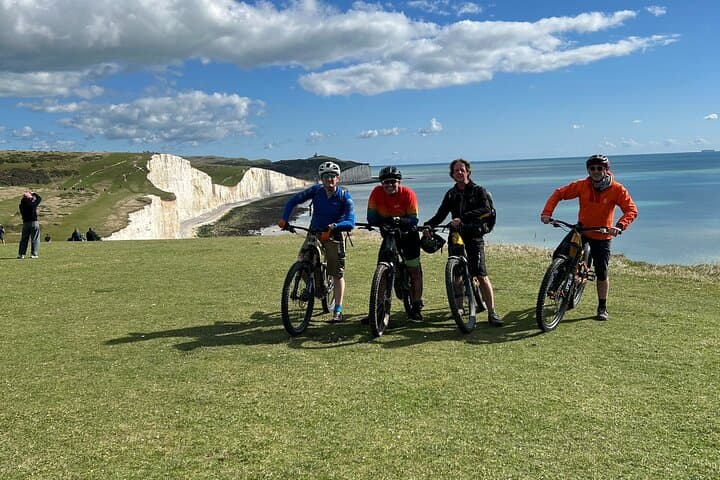 Seven Sisters E-Bike & Mini Bus Coastal Tour from Brighton