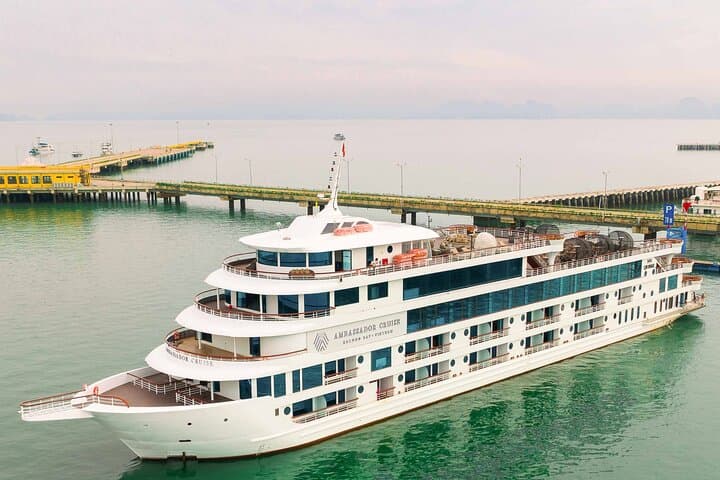 Full-Day Shared Cruise Through Halong Bay's Limestone Kingdom photo 6