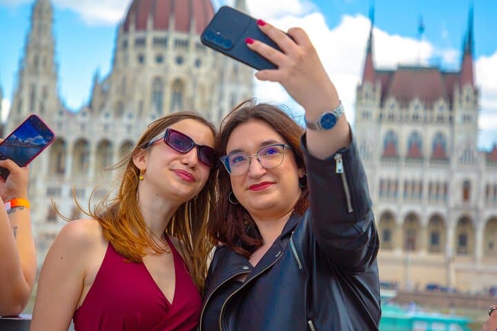 Budapest Danube 1-Hour Sunset & Night Cruise | Parliament, Castle & Chain Bridge Views photo 6